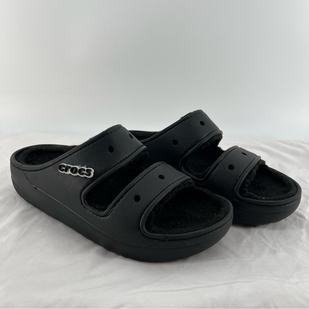 Crocs Classic Cozzzy Sandal Men’s 9 / Women’s 11